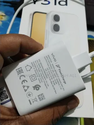 নতুন ভিভো ওয়াই৩১ডি ২৫৬ জিবি রেড