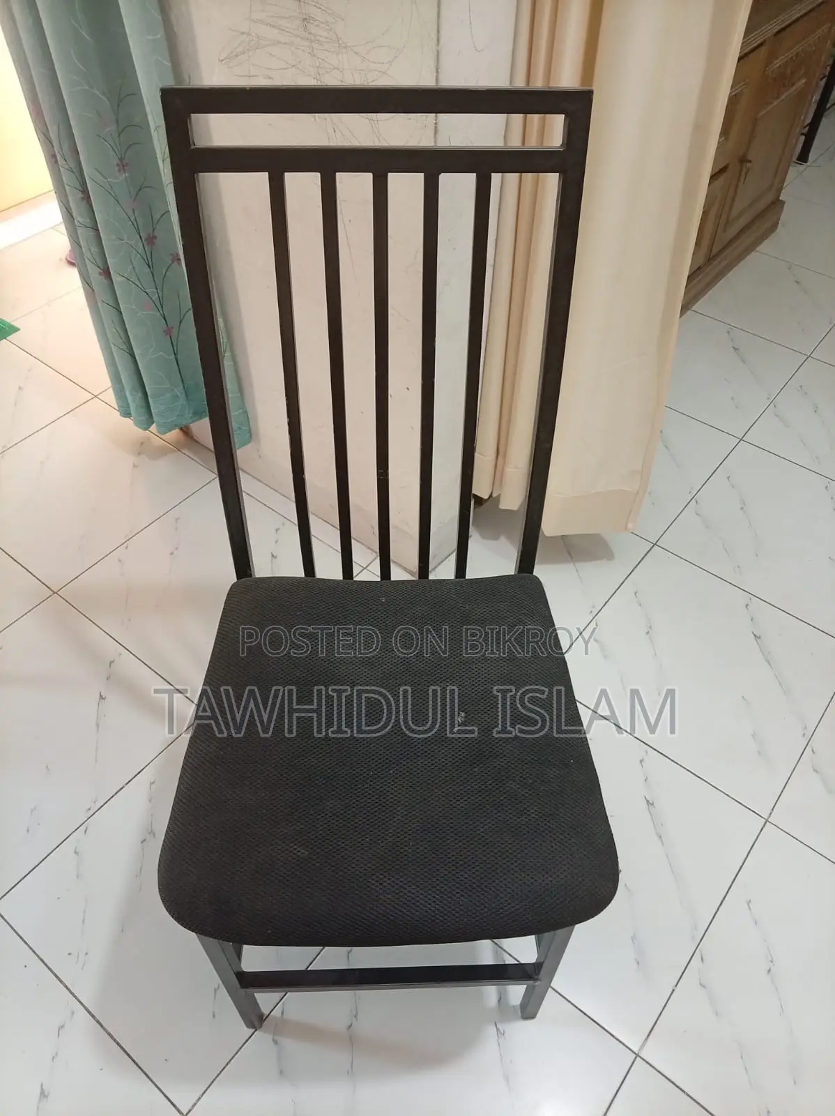 6 Sit Dining Table and 3 Pis Chair
