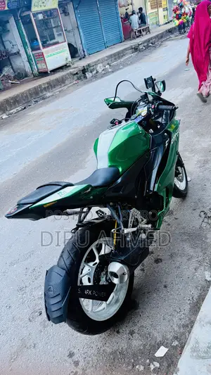 ইয়ামাহা আর১৫ ভি৩ ২০২৩ গ্রিন