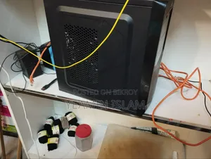 Desktop Computer 8GB Intel Core i5 SSD 320GB