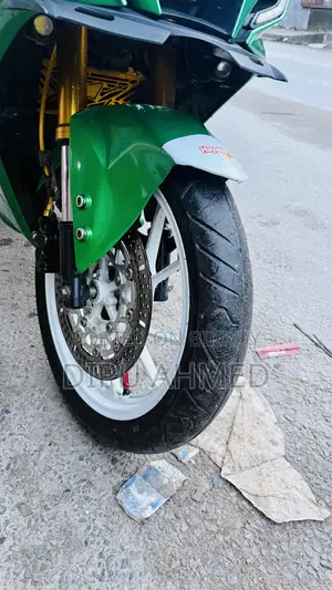 ইয়ামাহা আর১৫ ভি৩ ২০২৩ গ্রিন