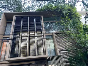 খিলক্ষেতের অপ্সরায় ৮ বেডরুমের বাড়ি বিক্রয়