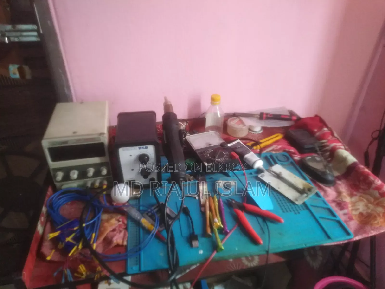 Mobile servicing tools will be sold at a low price.