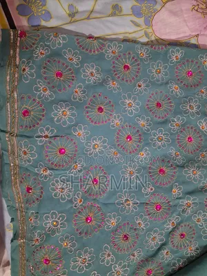 ওল্ড মডার্ন শাড়ি