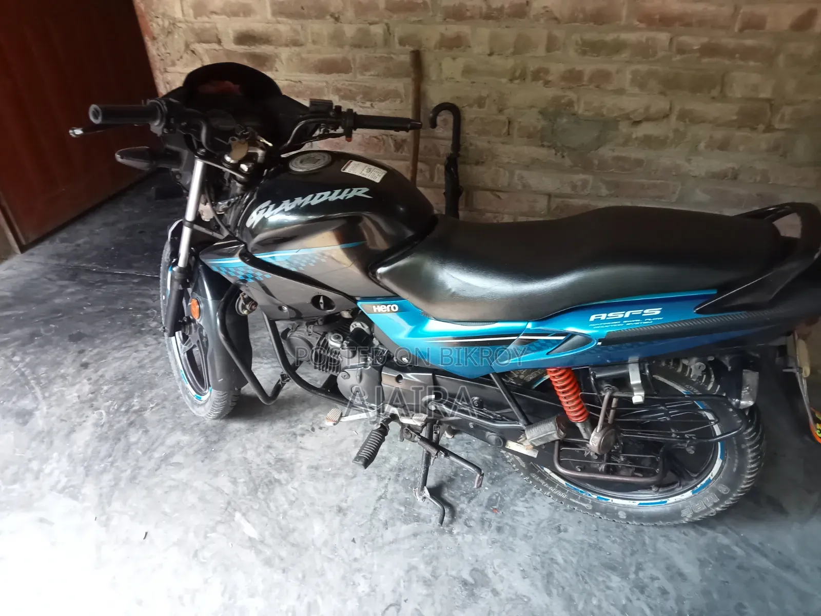 হিরো গ্ল্যামার ২০১৮ ব্ল্যাক