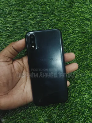 Samsung A10 32 GB Black