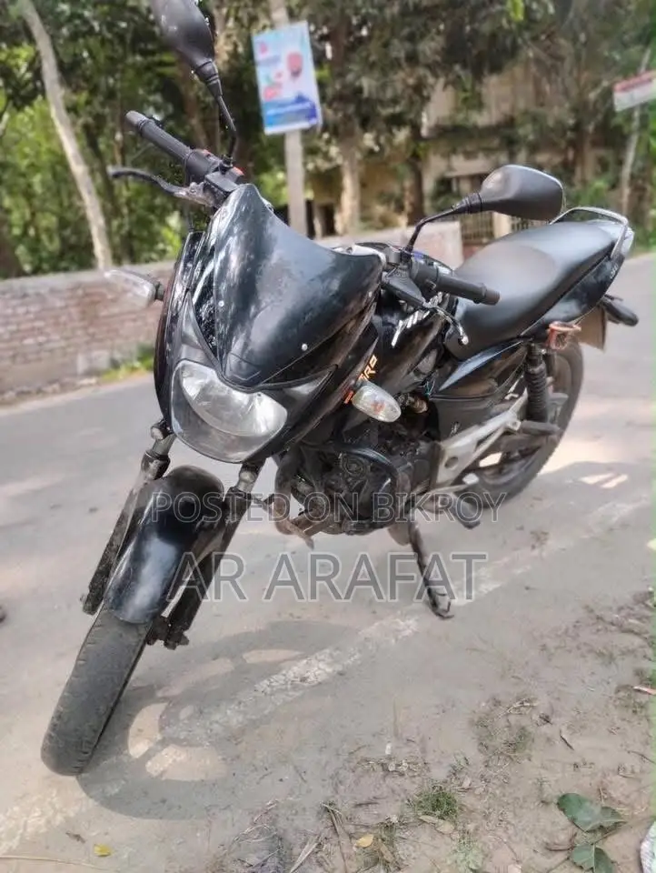 Bajaj 2014 Black