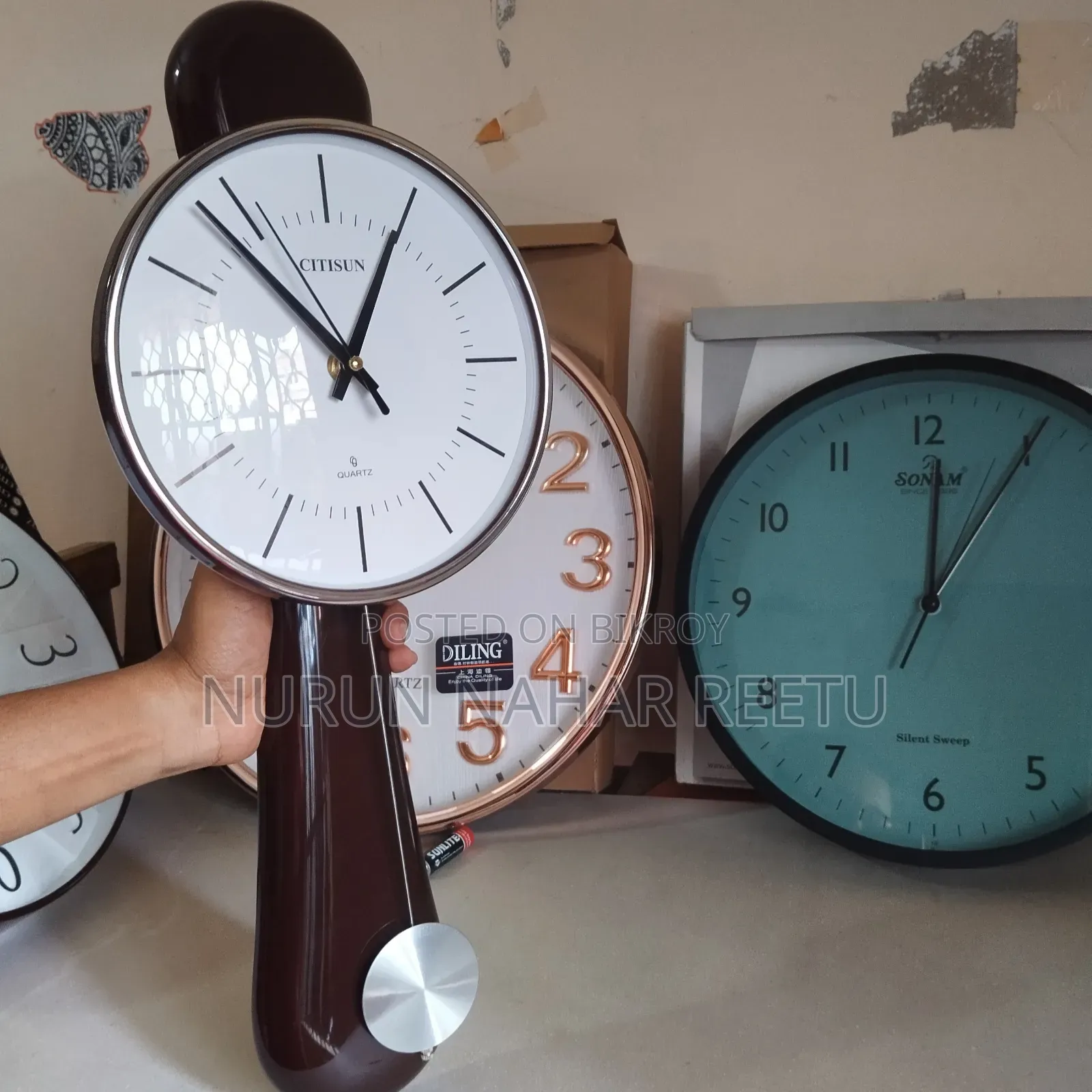Stylish Wall Clock