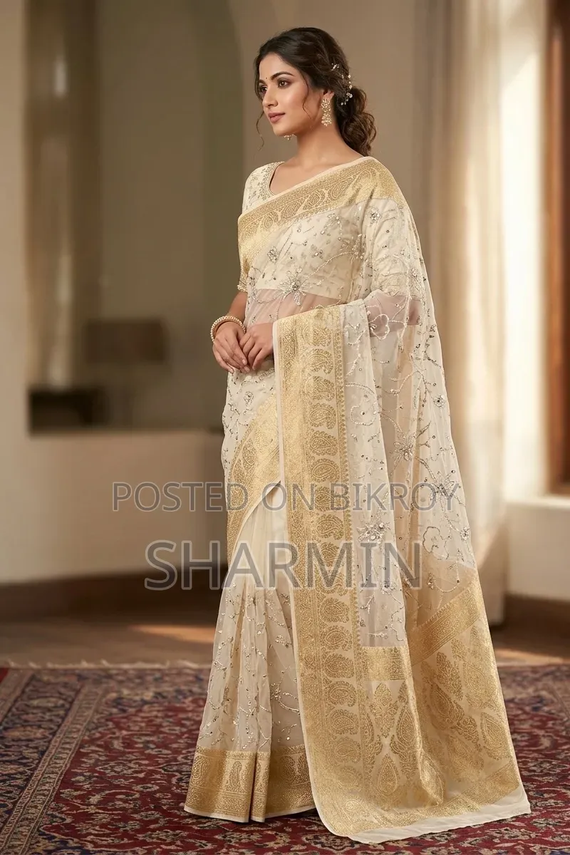 সাদা আধুনিক শাড়ি, লাল ও কালো সিল্ক গর্ভিয়াস শাড়ি