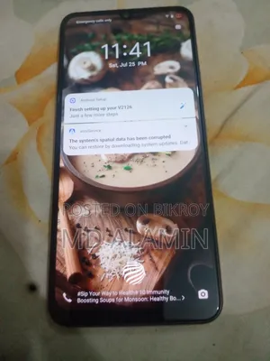 Vivo V23 128 GB Gold