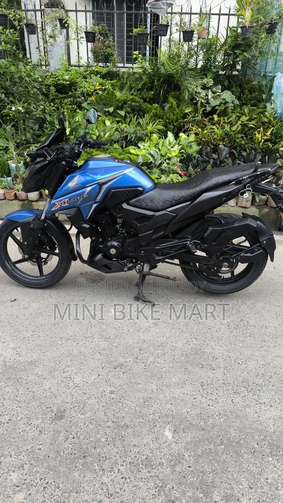 হোন্ডা এক্স-ব্লেড ১৬০ ২০২১ নীল