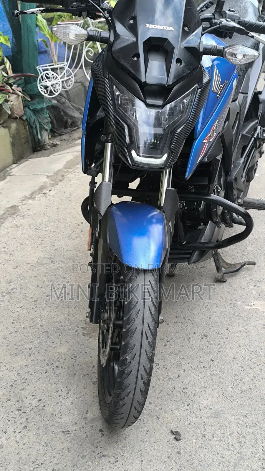 হোন্ডা এক্স-ব্লেড ১৬০ ২০২১ নীল