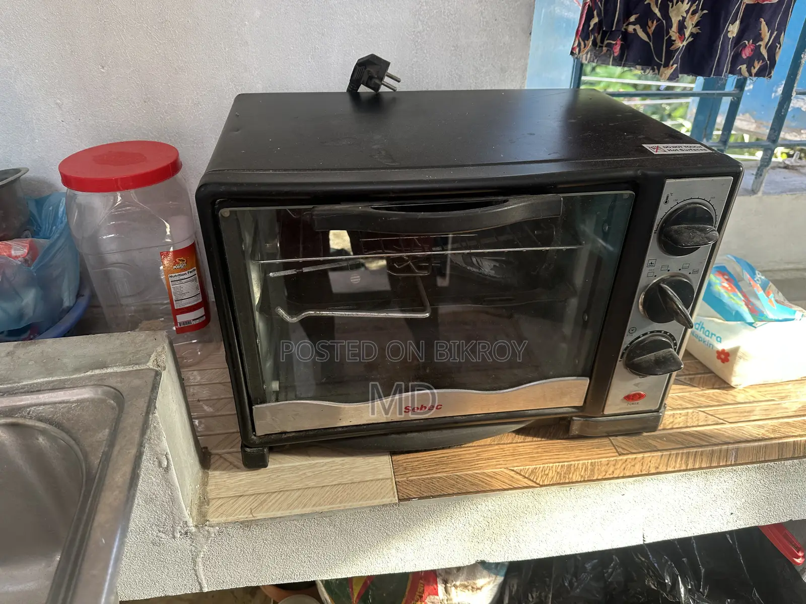 Microwave Oven