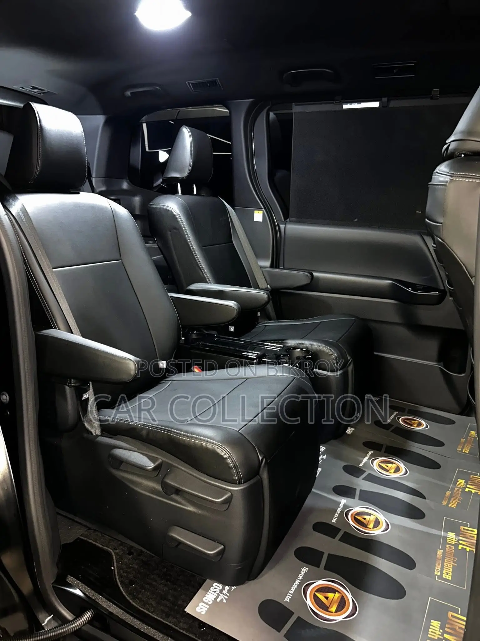 Toyota Voxy Hybrid S-Z 2WD 7-Seater 2023 Black