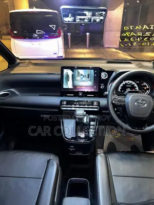 Toyota Voxy Hybrid S-Z 2WD 7-Seater 2023 Black