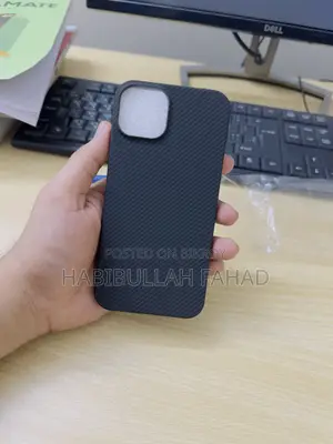 iPhone 13 Premium Carbon Fiber Back Cover