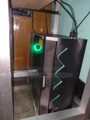 Desktop Computer Gigabyte 8GB AMD Ryzen 5 SSD 500GB