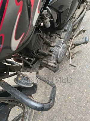 সুজুকি হায়াতে ২০১৯ কালো