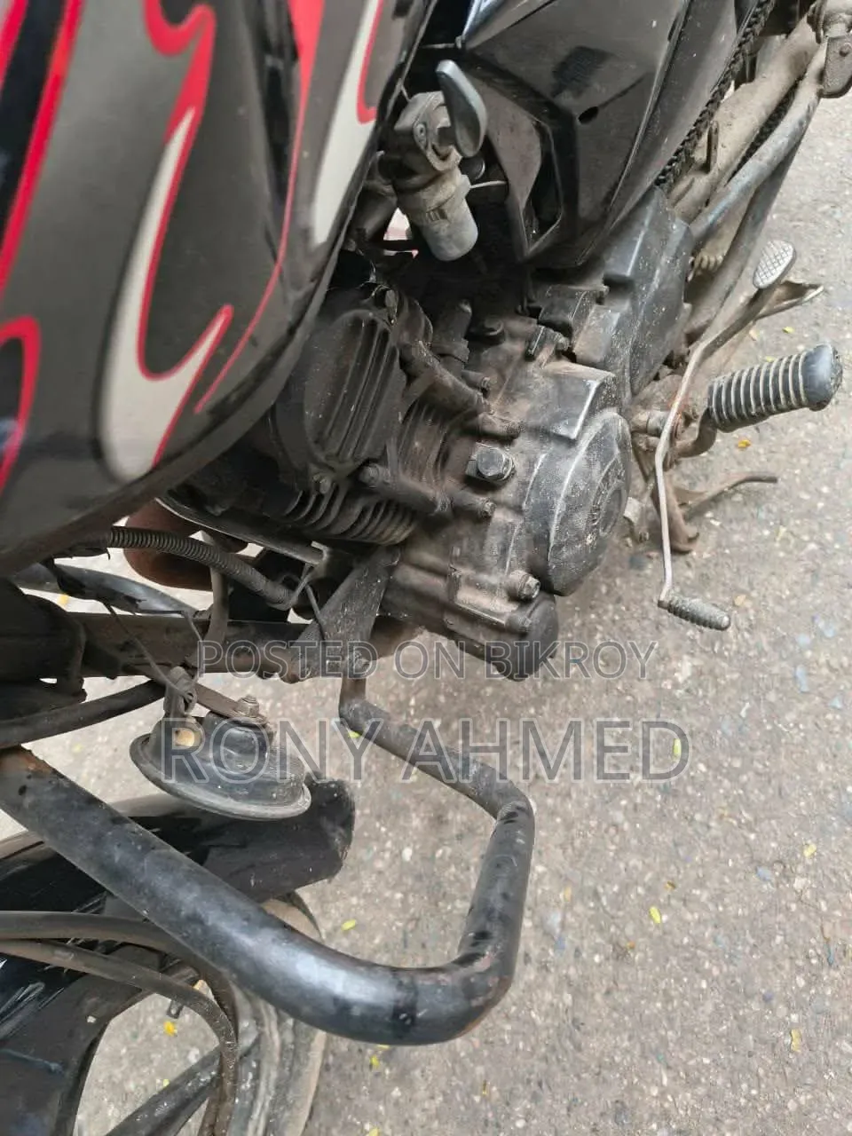 সুজুকি হায়াতে ২০১৯ কালো