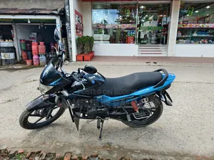 হিরো গ্ল্যামার ২০১৭ ব্লু