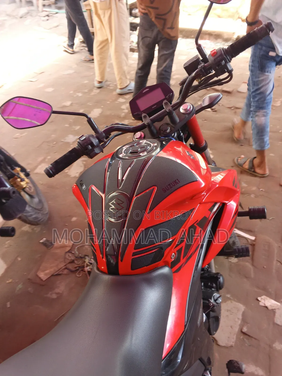 Suzuki Gixxer 2022 Red