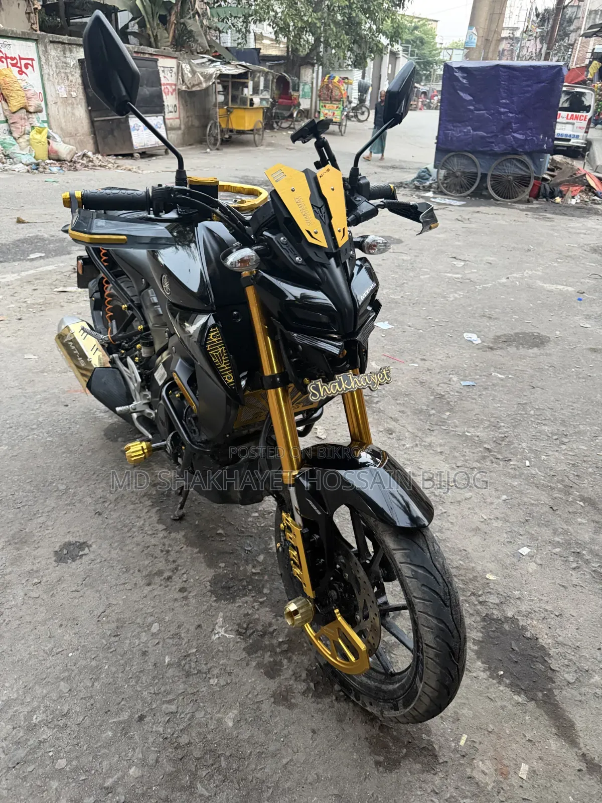 ইয়ামাহা ২০২২ কালো