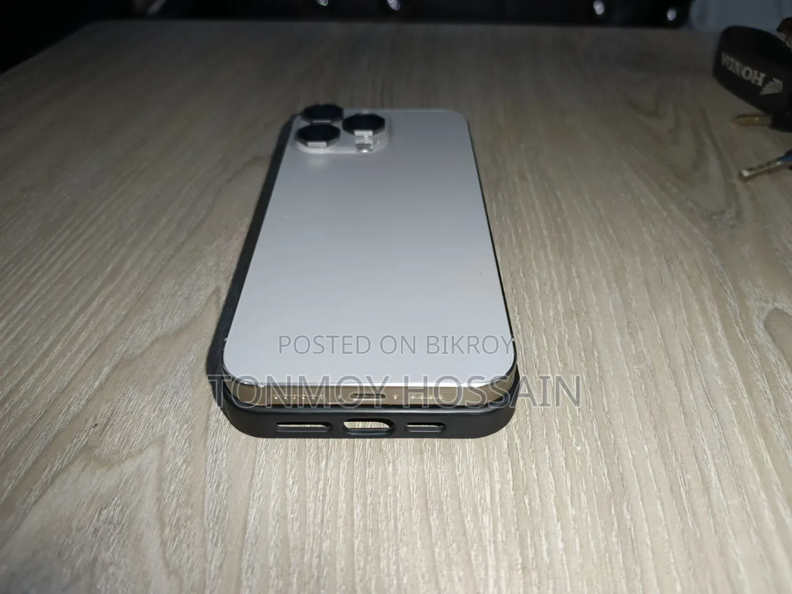 অ্যাপল আইফোন ১৫ প্রো ম্যাক্স ২৫৬ জিবি সিলভার