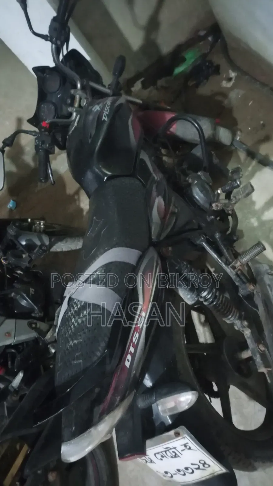 Bajaj Discover 100 2012 Black