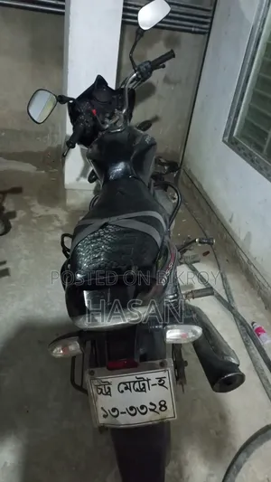 Bajaj Discover 100 2012 Black