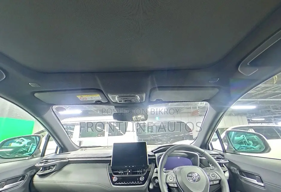 New Toyota Corolla Cross 2024 Pearl