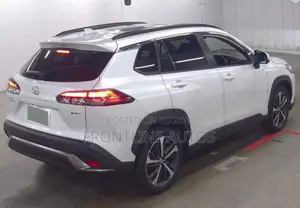 New Toyota Corolla Cross 2024 Pearl