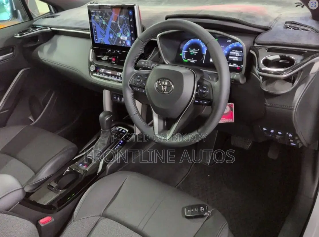 New Toyota Corolla Cross 2024 Pearl