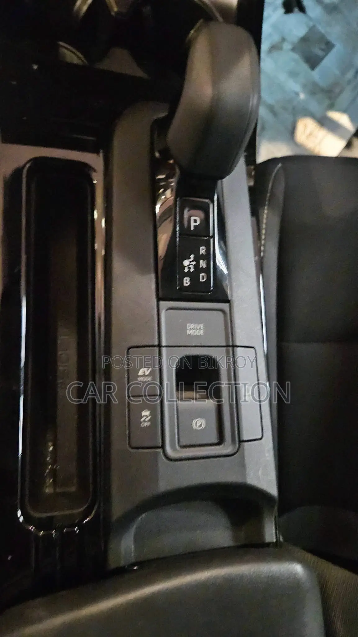 Toyota Prius Limited All-Wheel Drive 2023 Red