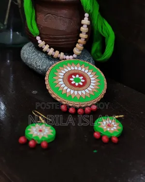 মাটির গয়না