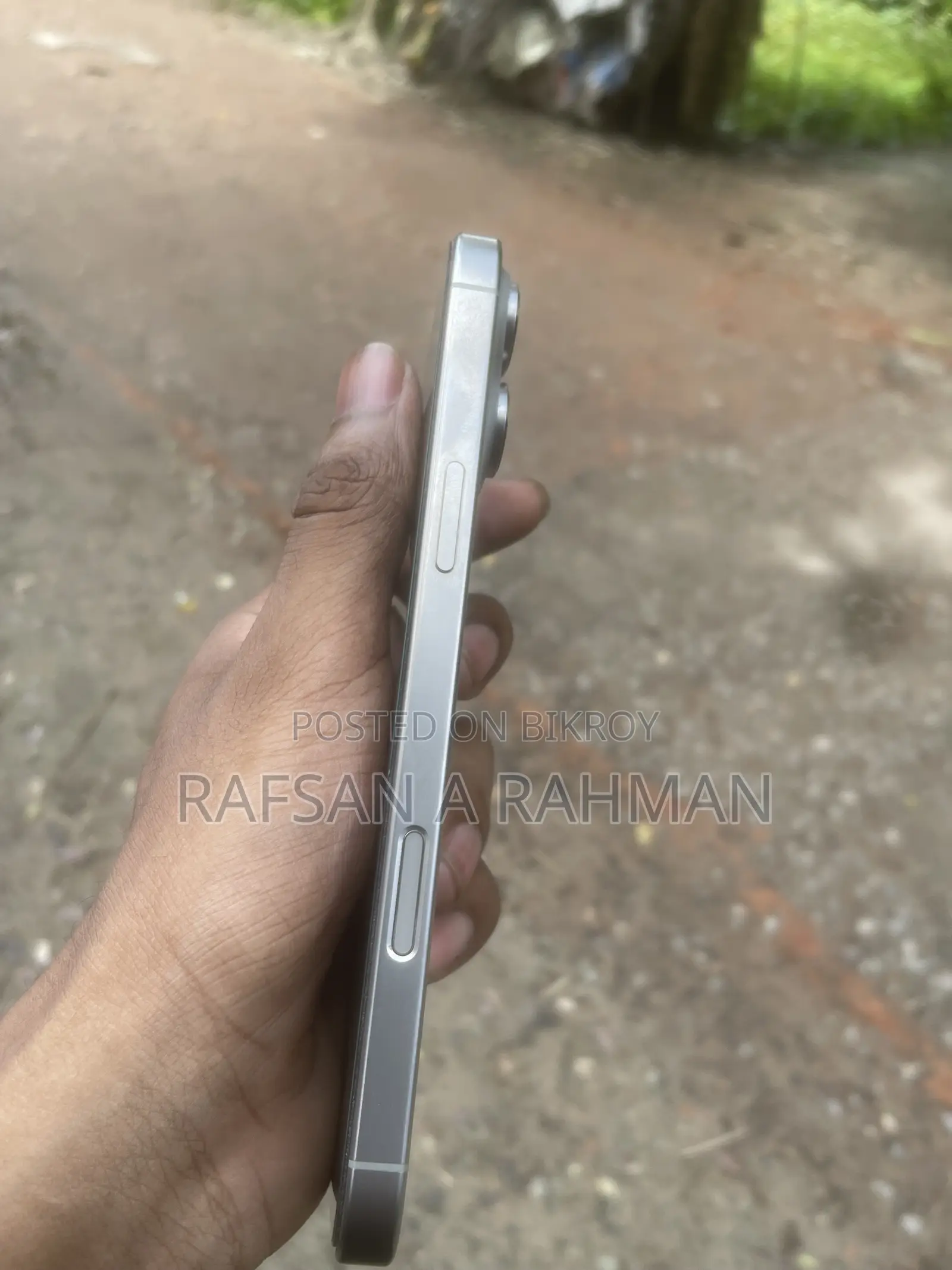 New Apple iPhone 16 Pro Max 256 GB Silver