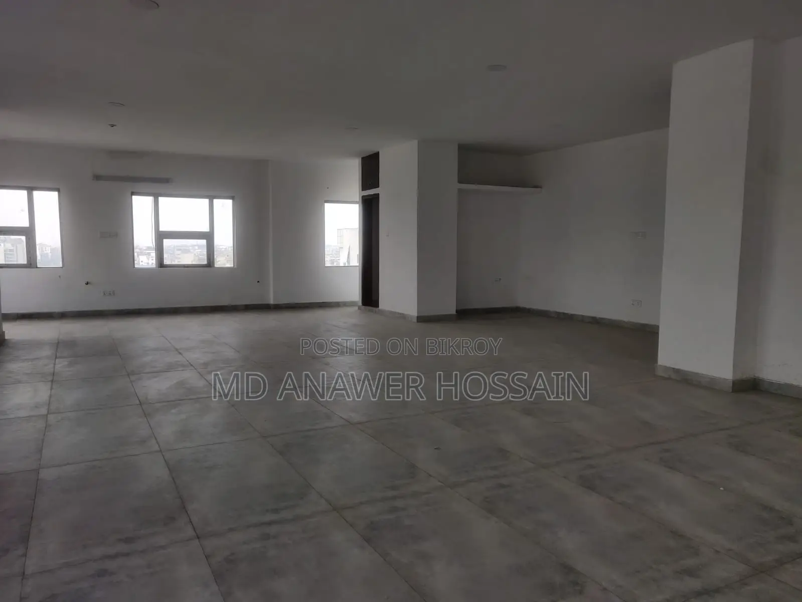 Commercial 2000 SFT Office Space Rent at Baridhara Progoti Sharawni