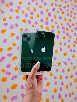 Apple iPhone 13 256 GB Green