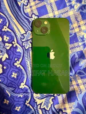 Apple iPhone 13 256 GB Green
