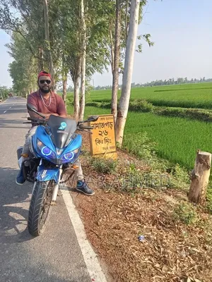 Yamaha FZ 2012 Blue