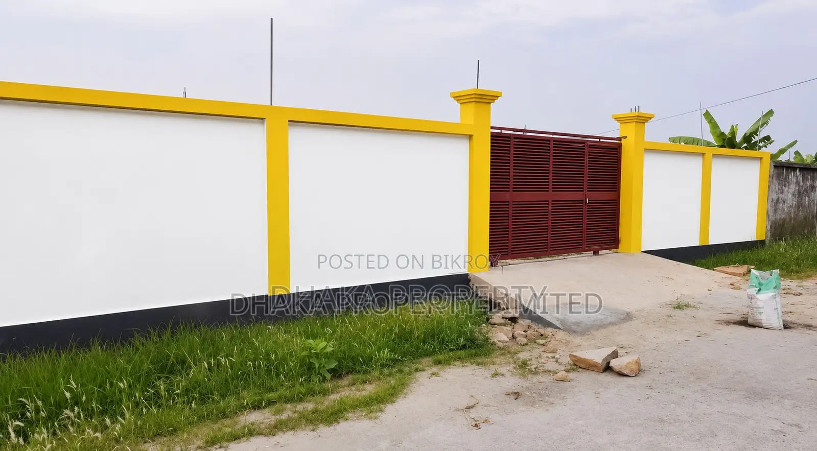 100ft Commercial 7.5 Katha Land Sale at Sector-9