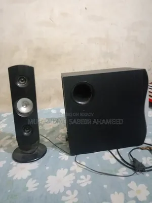 Multimedia Speaker System