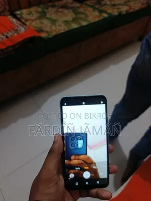 Vivo Y1s 32 GB Blue