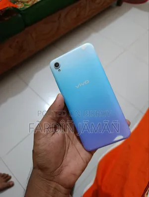 Vivo Y1s 32 GB Blue