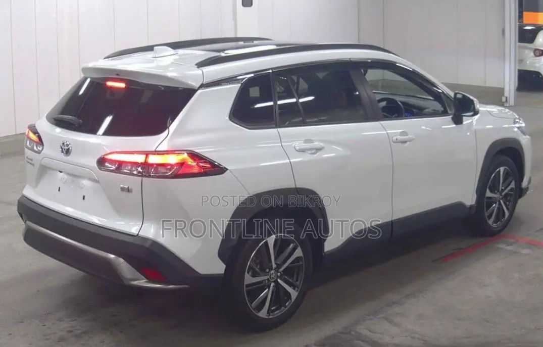New Toyota Corolla Cross 2024 Pearl