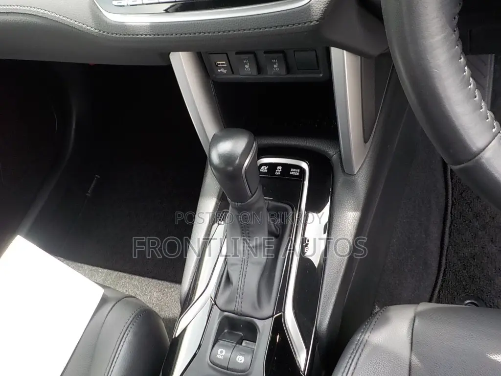 New Toyota Corolla Cross 2024 Pearl