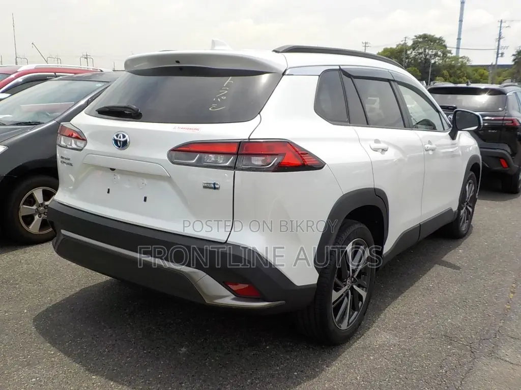 New Toyota Corolla Cross 2024 Pearl