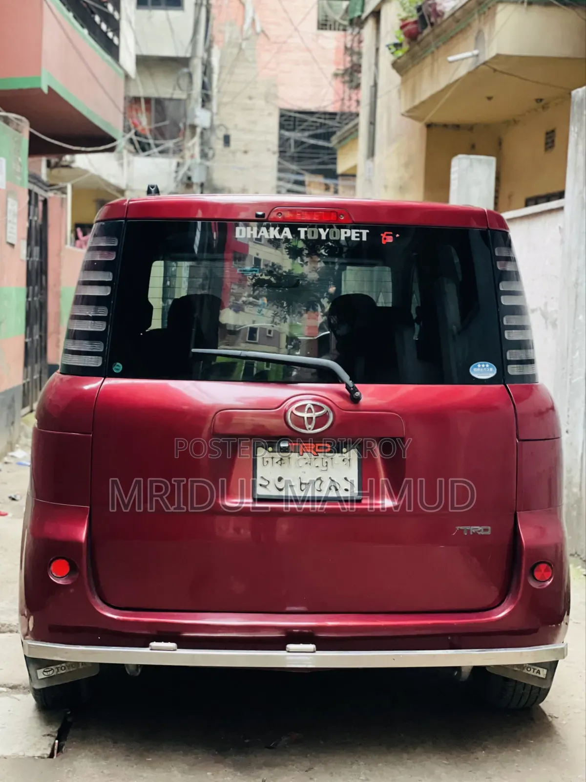 Toyota Sienta 2004 Maroon