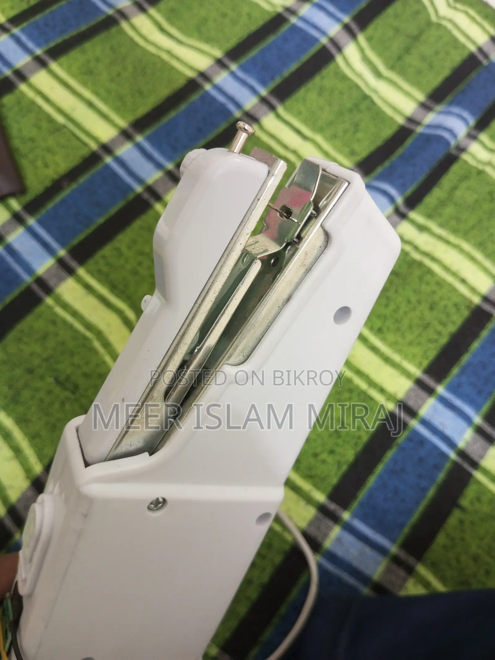 মিনি হ্যান্ড সেলাই মেশিন