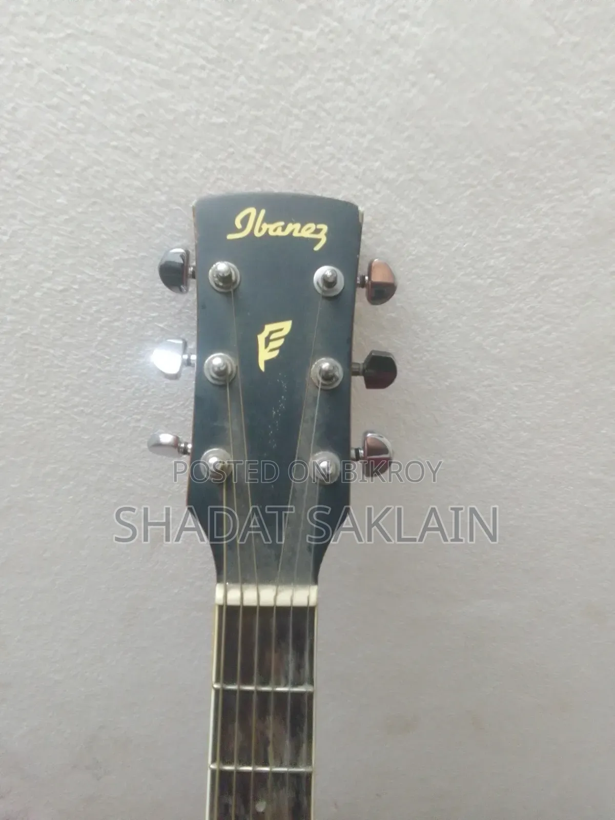 অ্যাকউস্টিক গিটার