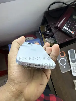 অ্যাপল আইফোন ১৫ ১২৮ জিবি হোয়াইট